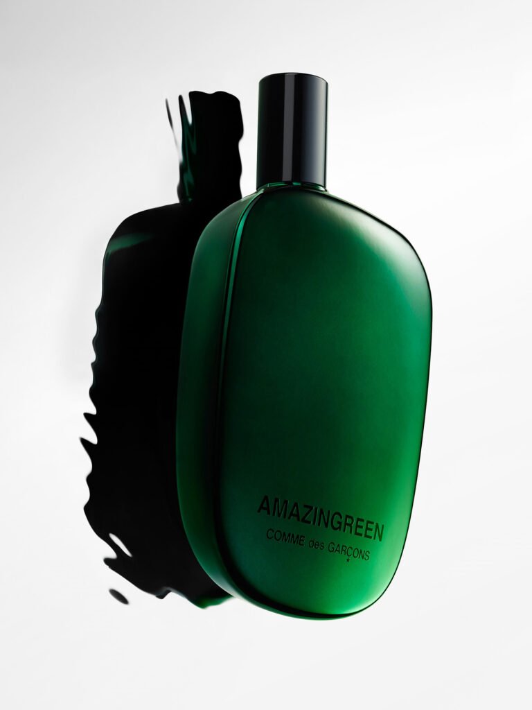 Mietstudio-Zürich_Fotostudio_Retouching-Service_Xavi-Pulido_dotRAW-Studio_CDG AMAZINGREEN168815 v1d